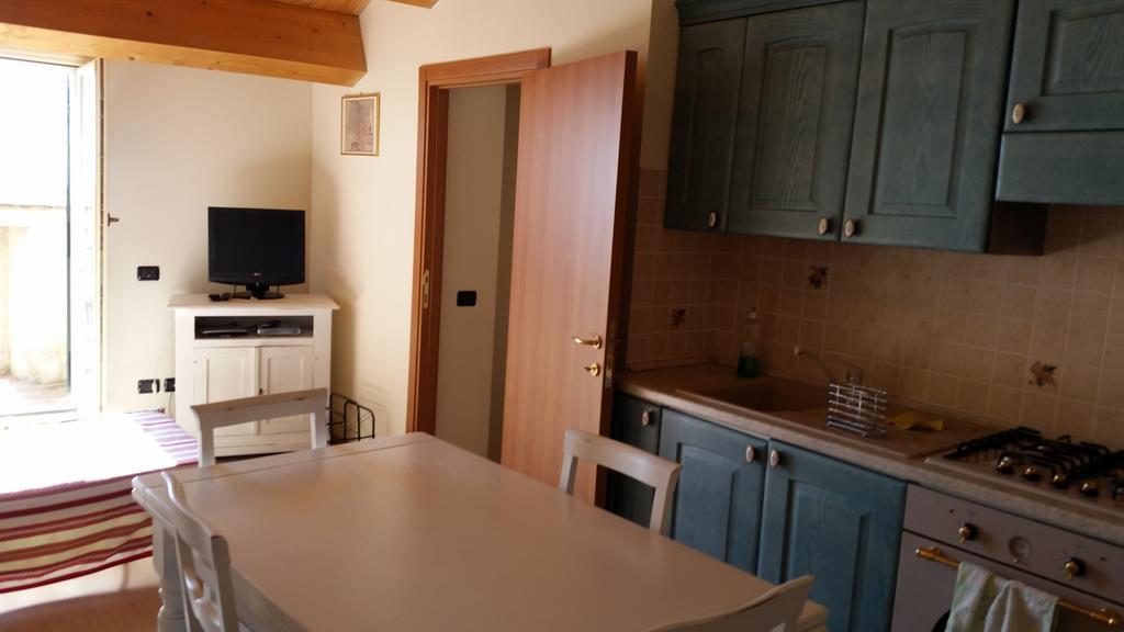 La Panoramica Apartment Avenale Стая снимка